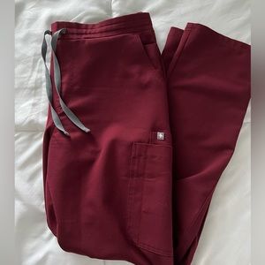 Figs yola skinny scrub pants